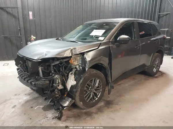 5N1BT3AB4PC928092 2023 NISSAN ROGUE - Image 2