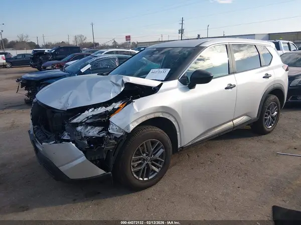 5N1BT3AB4RC687041 2024 NISSAN ROGUE - Image 2