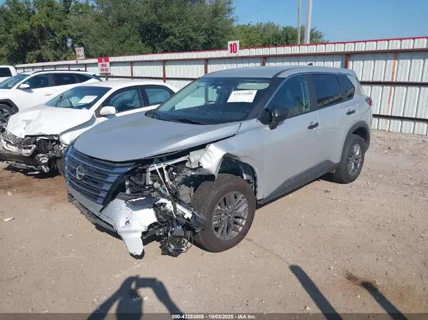 5N1BT3AB4RC717882 2024 NISSAN ROGUE - Image 2