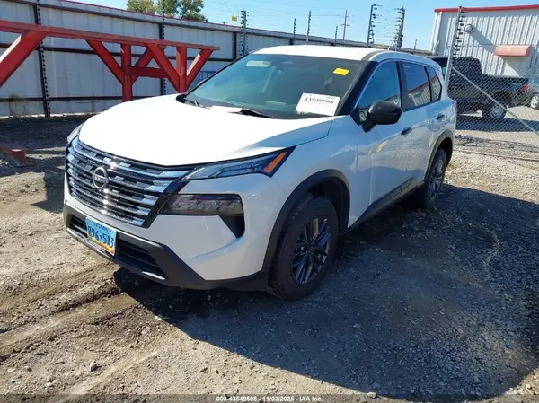 5N1BT3AB4RC728185 2024 NISSAN ROGUE - Image 2