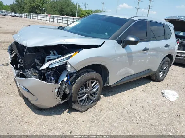 5N1BT3AB4RC746363 2024 NISSAN ROGUE - Image 2