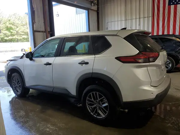 5N1BT3AB4RC748839 2024 NISSAN ROGUE - Image 2