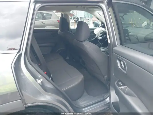 5N1BT3AB4RC756827 2024 NISSAN ROGUE - Image 8