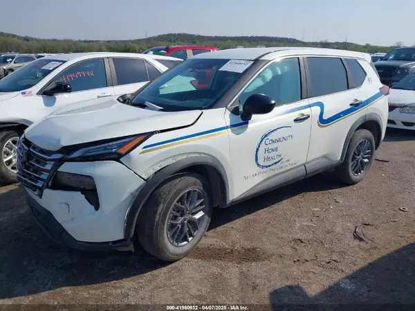 5N1BT3AB4SC777425 2025 NISSAN ROGUE - Image 2