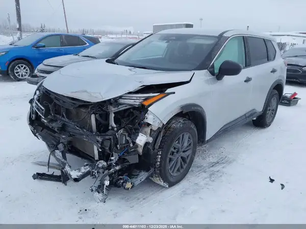 5N1BT3AB5RC706857 2024 NISSAN ROGUE - Image 2