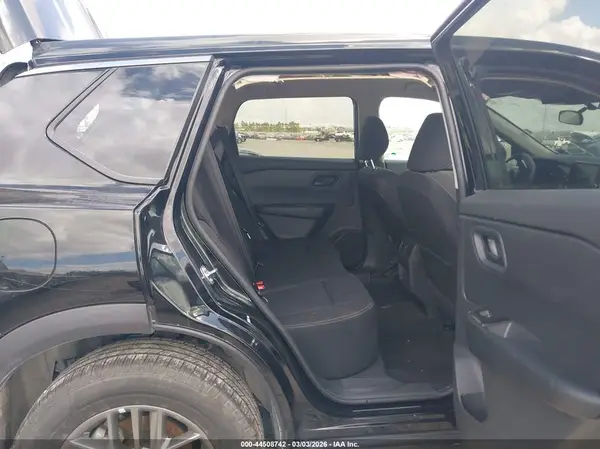 5N1BT3AB5RC711928 2024 NISSAN ROGUE - Image 8