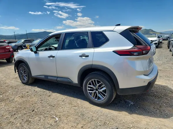5N1BT3AB5RC715395 2024 NISSAN ROGUE - Image 2