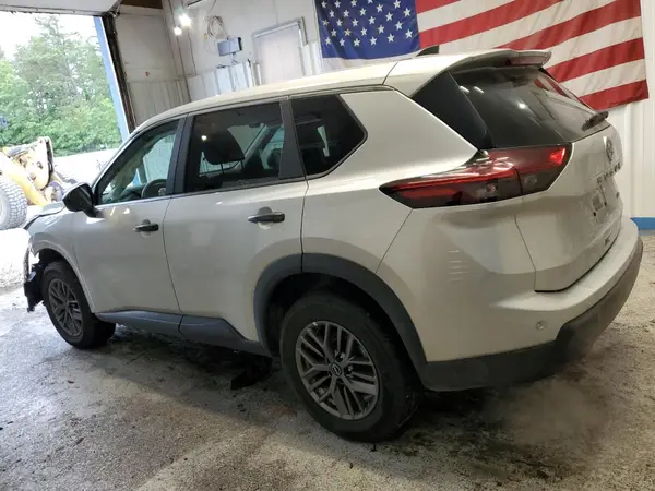 5N1BT3AB5RC747909 2024 NISSAN ROGUE - Image 2