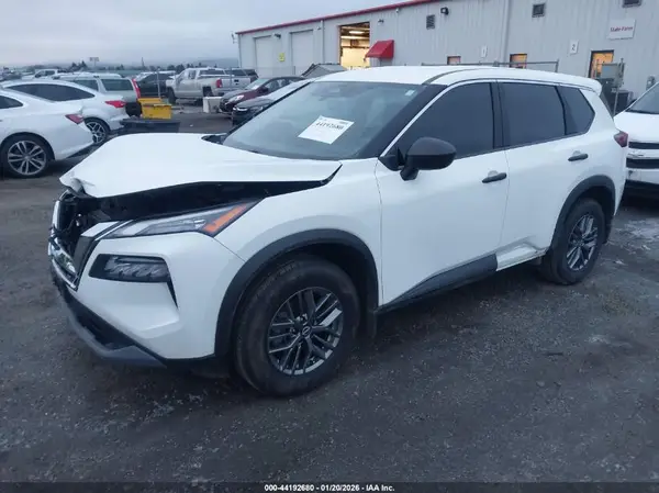 5N1BT3AB6PC922861 2023 NISSAN ROGUE - Image 2