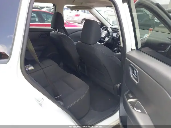 5N1BT3AB6RC675196 2024 NISSAN ROGUE - Image 8