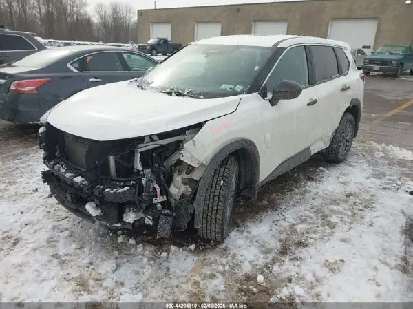 5N1BT3AB6RC690636 2024 NISSAN ROGUE - Image 2