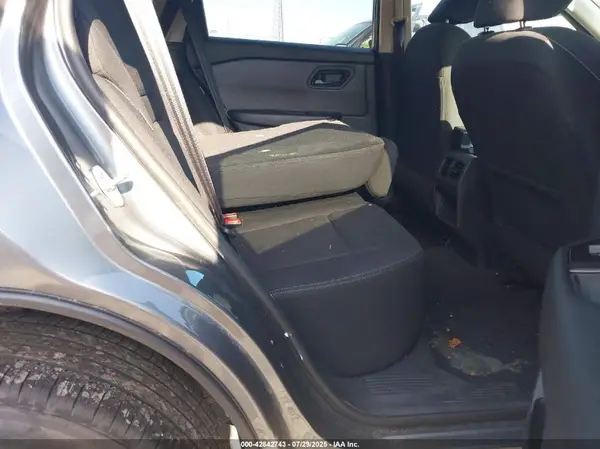 5N1BT3AB6RC708570 2024 NISSAN ROGUE - Image 8