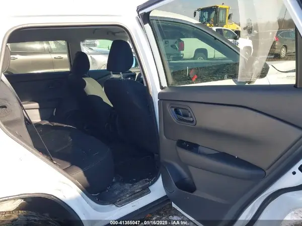 5N1BT3AB6RC727491 2024 NISSAN ROGUE - Image 8