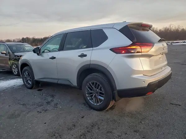 5N1BT3AB6RC754433 2024 NISSAN ROGUE - Image 2