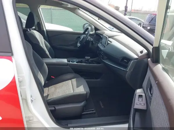 5N1BT3AB7NC710774 2022 NISSAN ROGUE - Image 1