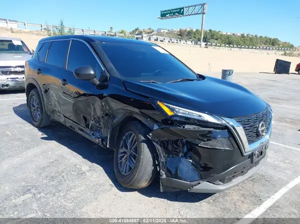 5N1BT3AB7PC690643 2023 NISSAN ROGUE - Image 1