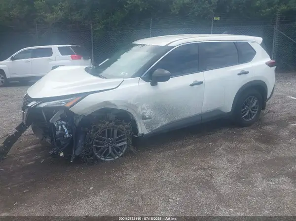 5N1BT3AB7PC941550 2023 NISSAN ROGUE - Image 2