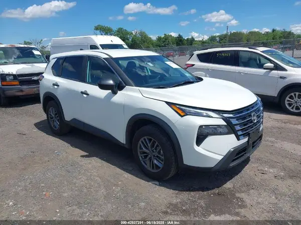 5N1BT3AB7RC670251 2024 NISSAN ROGUE - Image 1