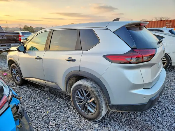 5N1BT3AB7RC672131 2024 NISSAN ROGUE - Image 2