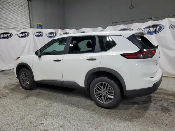 5N1BT3AB7RC698681 2024 NISSAN ROGUE - Image 2