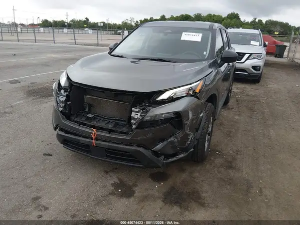 5N1BT3AB7RC715897 2024 NISSAN ROGUE - Image 2