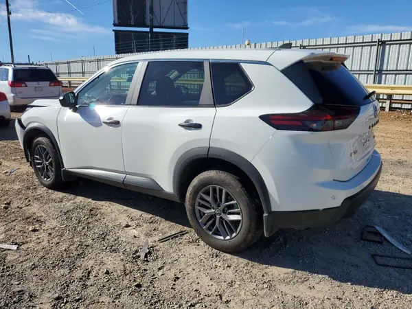 5N1BT3AB7RC717763 2024 NISSAN ROGUE - Image 2