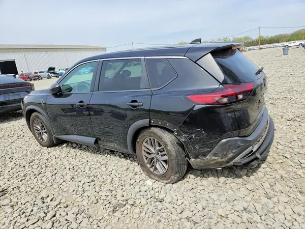 5N1BT3AB8NC715725 2022 NISSAN ROGUE - Image 2