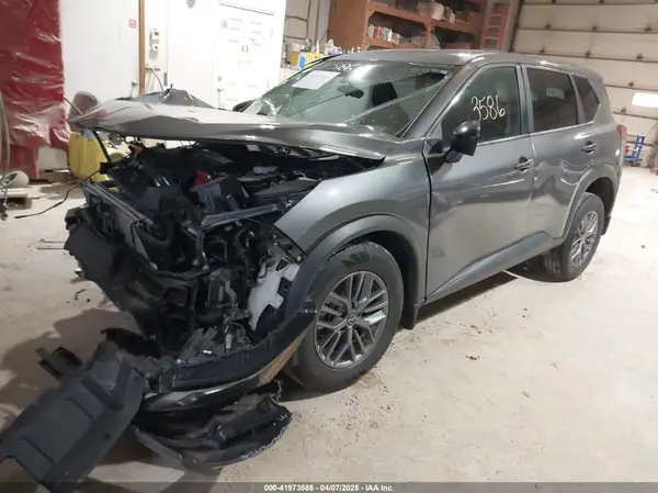5N1BT3AB8NC724554 2022 NISSAN ROGUE - Image 2