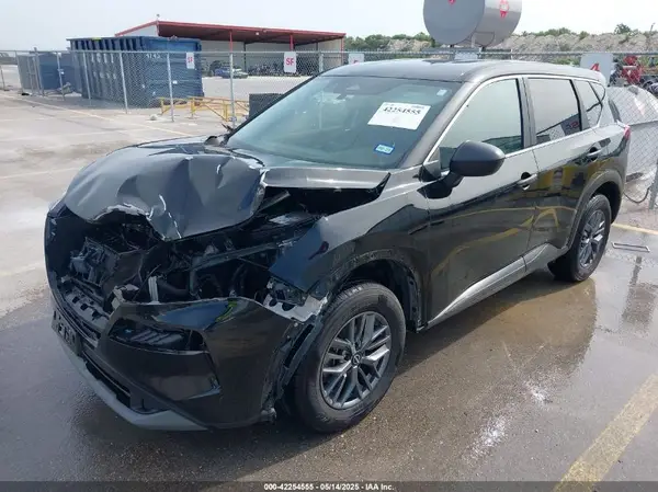 5N1BT3AB8PC788855 2023 NISSAN ROGUE - Image 2