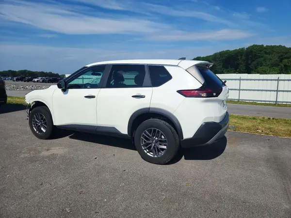 5N1BT3AB8PC831025 2023 NISSAN ROGUE - Image 2