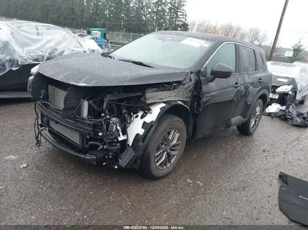 5N1BT3AB8RC732465 2024 NISSAN ROGUE - Image 2