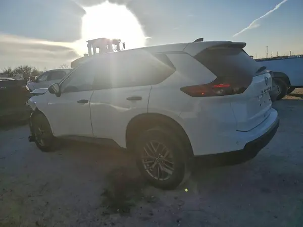 5N1BT3AB8SC763785 2025 NISSAN ROGUE - Image 2