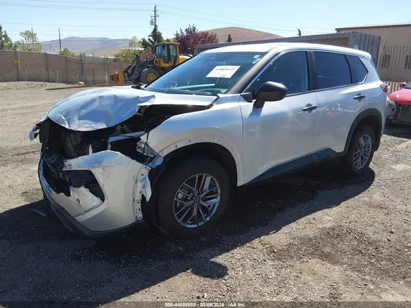 5N1BT3AB8SC766752 2025 NISSAN ROGUE - Image 2