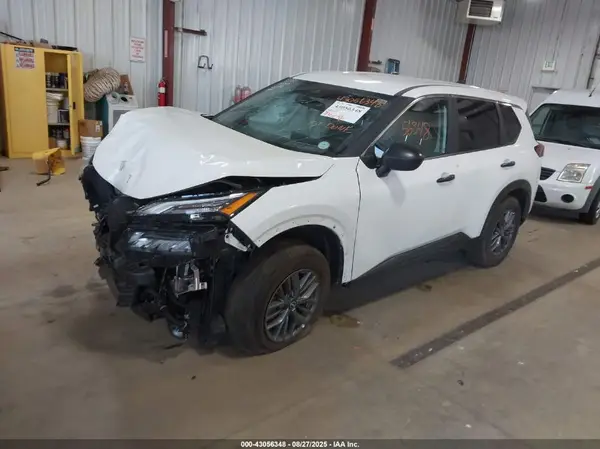 5N1BT3AB8SC778044 2025 NISSAN ROGUE - Image 2