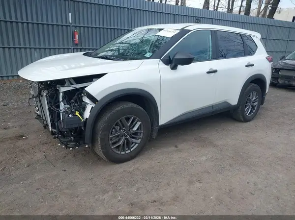 5N1BT3AB8SC790565 2025 NISSAN ROGUE - Image 2