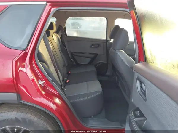 5N1BT3AB9NC700151 2022 NISSAN ROGUE - Image 8