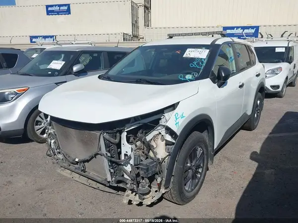 5N1BT3AB9NC709996 2022 NISSAN ROGUE - Image 2