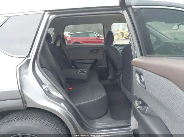 5N1BT3AB9PC692877 2023 NISSAN ROGUE - Image 8