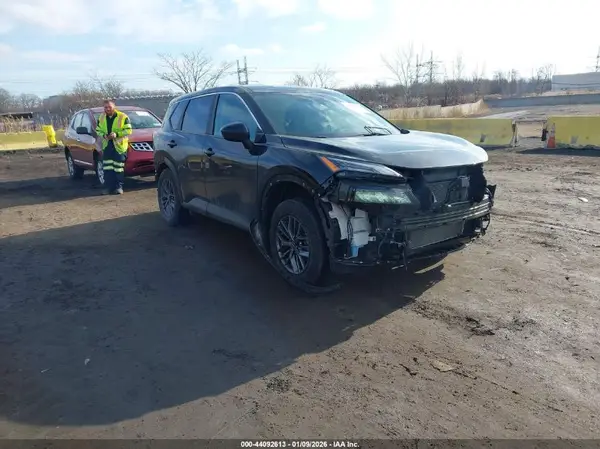 5N1BT3AB9PC881948 2023 NISSAN ROGUE - Image 1