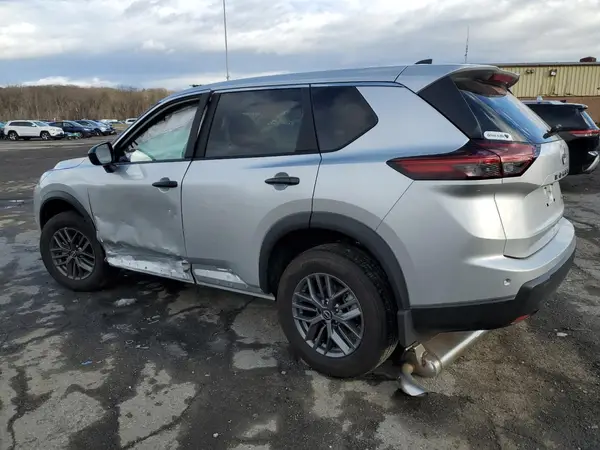 5N1BT3AB9RC723564 2024 NISSAN ROGUE - Image 2