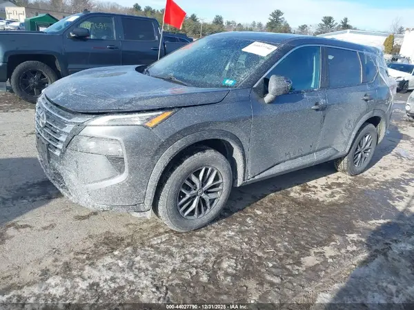 5N1BT3AB9SC772348 2025 NISSAN ROGUE - Image 2