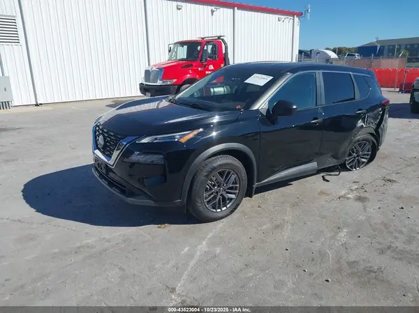 5N1BT3ABXNC700546 2022 NISSAN ROGUE - Image 2
