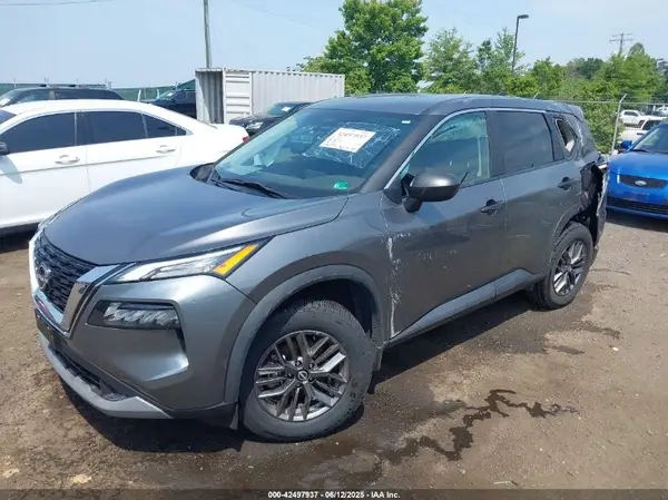 5N1BT3ABXPC782605 2023 NISSAN ROGUE - Image 2