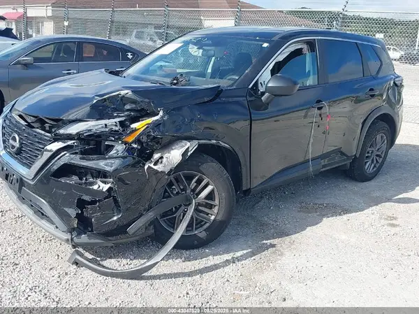 5N1BT3ABXPC829308 2023 NISSAN ROGUE - Image 2