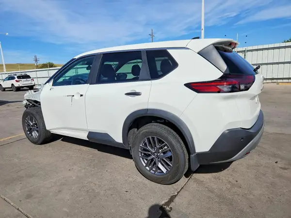 5N1BT3ABXPC835531 2023 NISSAN ROGUE - Image 2