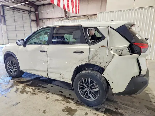 5N1BT3ABXPC870361 2023 NISSAN ROGUE - Image 2