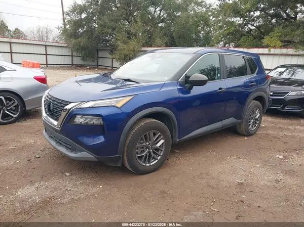 5N1BT3ABXPC889394 2023 NISSAN ROGUE - Image 2