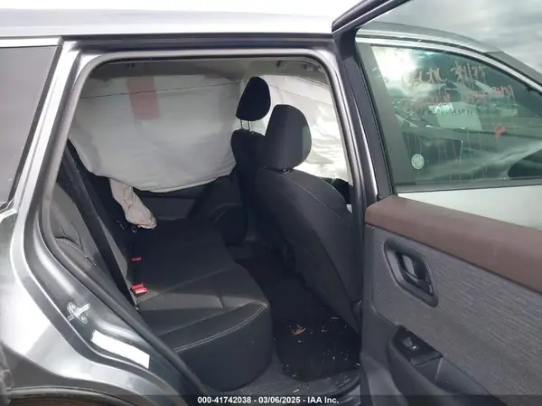5N1BT3ABXPC893266 2023 NISSAN ROGUE - Image 8