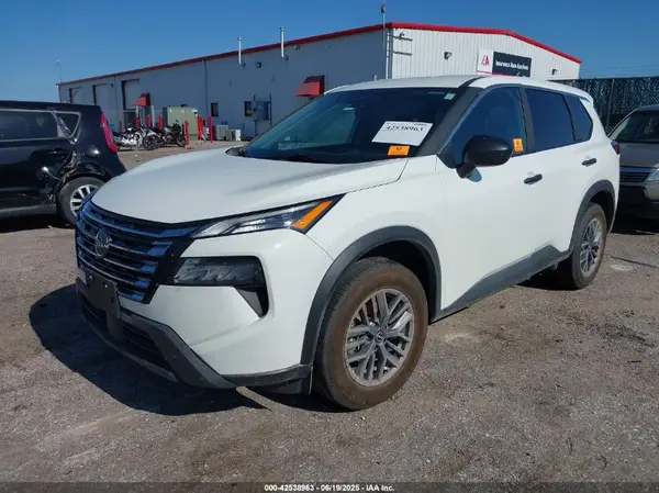 5N1BT3ABXRC676870 2024 NISSAN ROGUE - Image 2