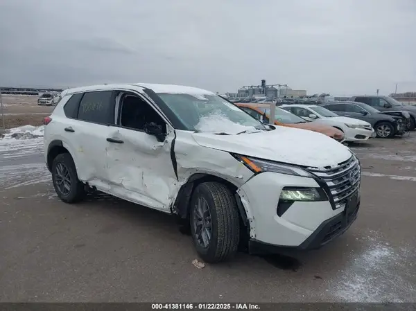 5N1BT3ABXRC685066 2024 NISSAN ROGUE - Image 1